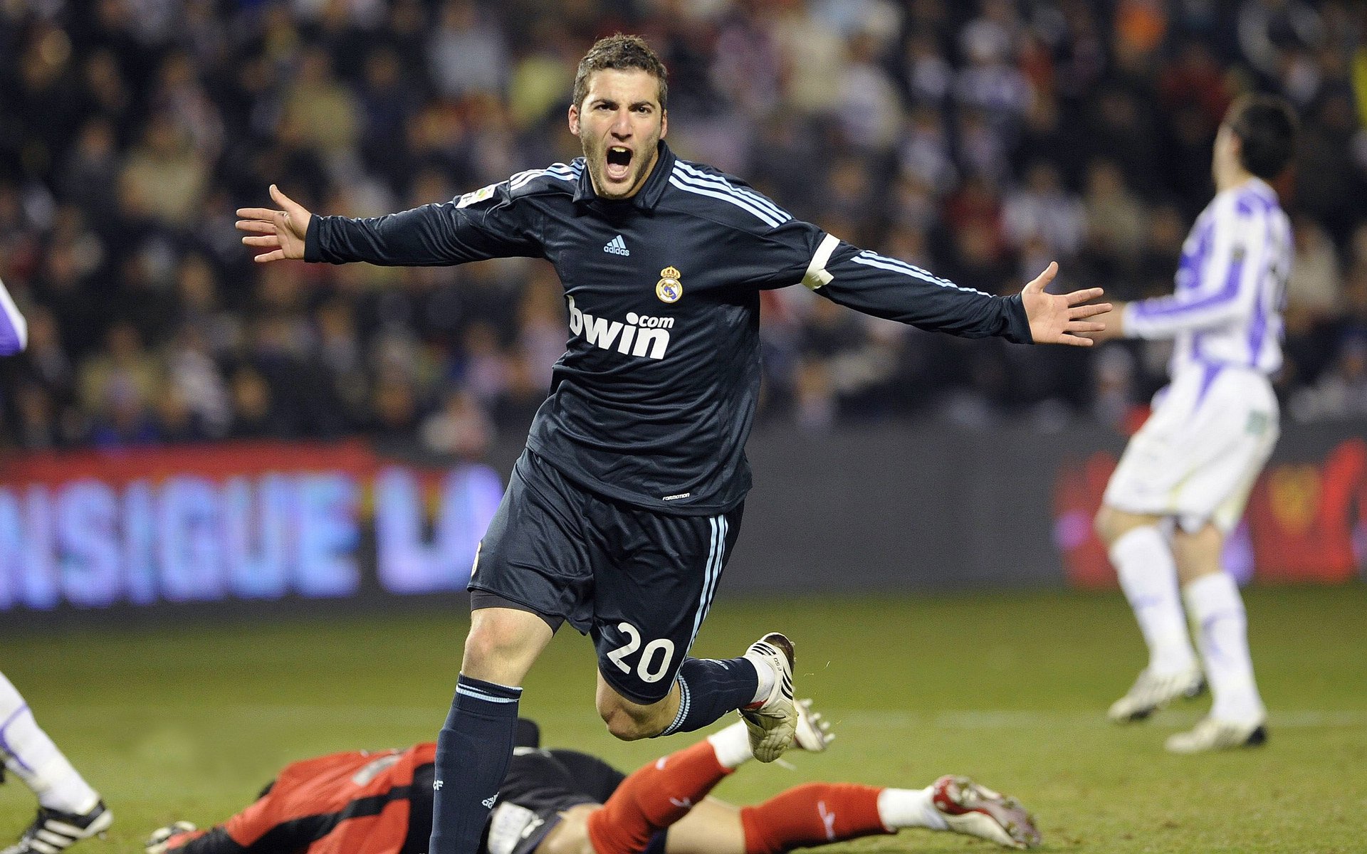 关键比赛:谁能笑到最后?,关键比赛的办法